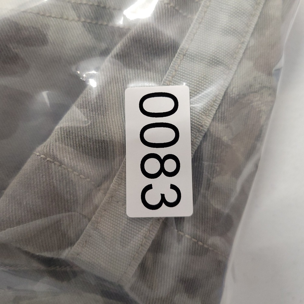 SPANX Camo Print Shaping Bike Shorts Womens M | High Rise Compression Activewear - Picture 10 of 10
